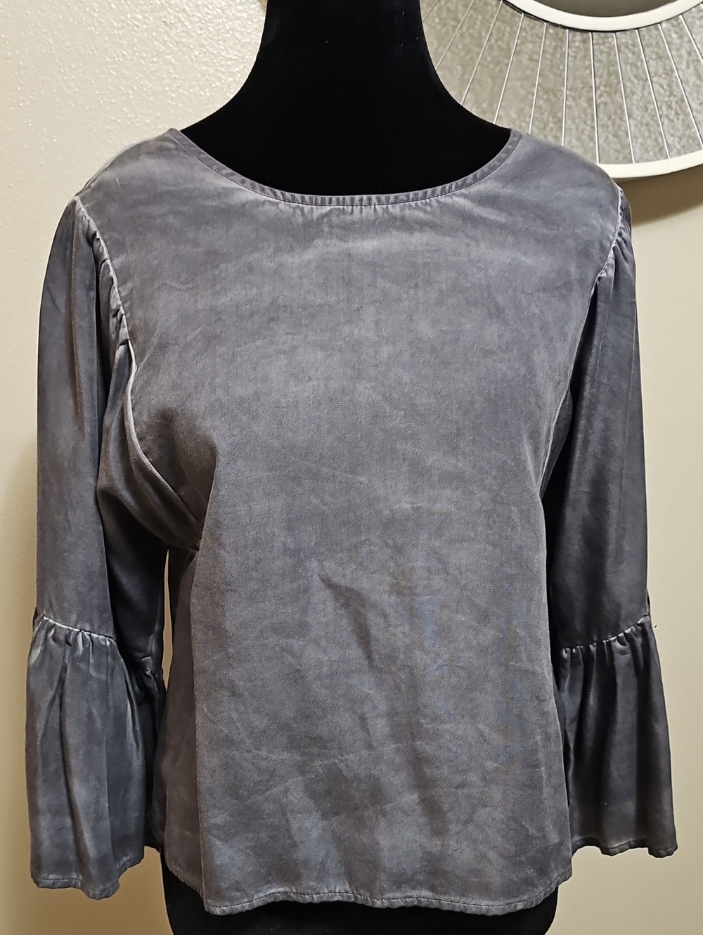 Hollister Puff-Sleeve Blouse
